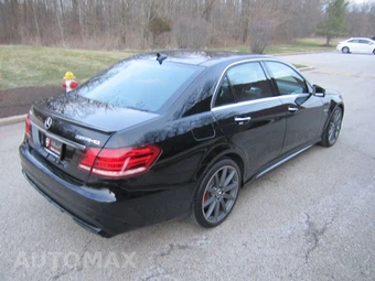 2014 Mercedes-Benz E-Class E63S AMG – miniatura 10