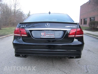 2014 Mercedes-Benz E-Class E63S AMG – miniatura 13