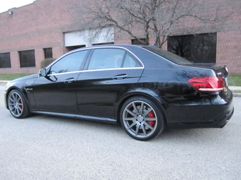 2014 Mercedes-Benz E-Class E63S AMG – miniatura 19