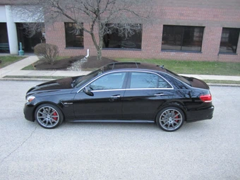 2014 Mercedes-Benz E-Class E63S AMG – miniatura 23