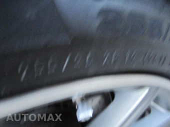 2014 Mercedes-Benz E-Class E63S AMG – miniatura 37