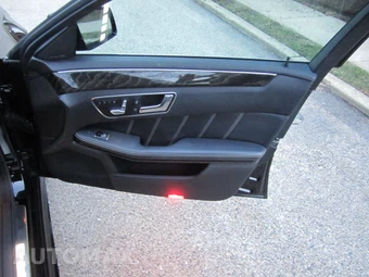 2014 Mercedes-Benz E-Class E63S AMG – miniatura 46
