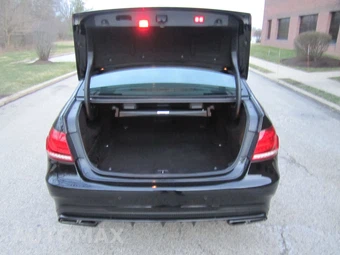 2014 Mercedes-Benz E-Class E63S AMG – miniatura 57