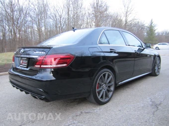 2014 Mercedes-Benz E-Class E63S AMG – miniatura 9