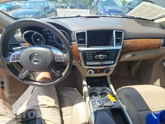 2014 Mercedes-Benz GL 550 4MATIC – miniatura 10
