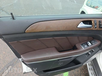 2014 Mercedes-Benz GL 550 4MATIC - miniatura 15