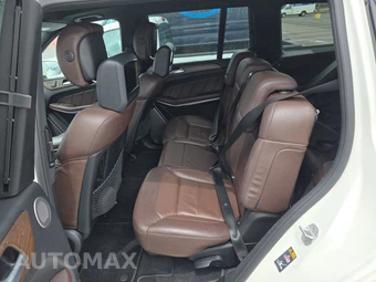 2014 Mercedes-Benz GL 550 4MATIC - miniatura 19