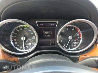 2014 Mercedes-Benz GL 550 4MATIC - miniatura 9