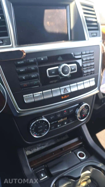 2014 Mercedes-Benz GL 550 4MATIC – miniatura 20
