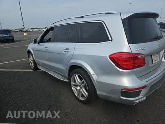 2014 Mercedes-Benz GL 550 4MATIC - miniatura 3