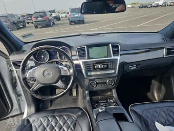 2014 Mercedes-Benz GL 550 4MATIC - miniatura 9