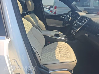 2014 Mercedes-Benz GL 550 4MATIC – miniatura 8