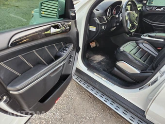 2014 Mercedes-Benz GL 63 AMG 4MATIC - miniatura 10
