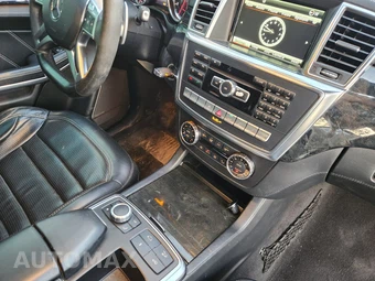 2014 Mercedes-Benz GL 63 AMG 4MATIC - miniatura 17