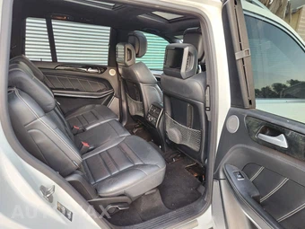 2014 Mercedes-Benz GL 63 AMG 4MATIC - miniatura 25