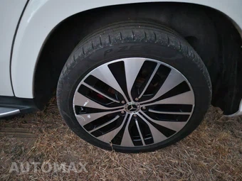 2014 Mercedes-Benz GL 63 AMG 4MATIC - miniatura 38