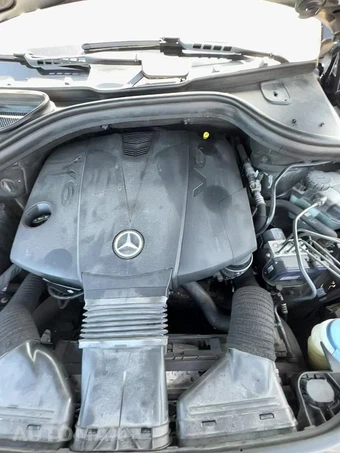 2014 Mercedes-Benz M-Class ML 350 BlueTEC – miniatura 2