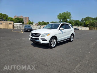 2014 Mercedes-Benz ML 350 - miniatura 2