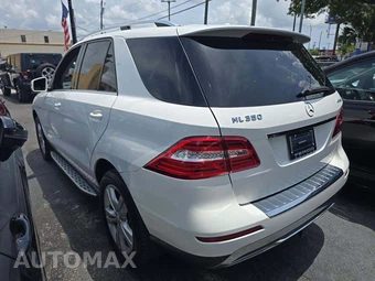 2014 Mercedes-Benz ML 350 – miniatura 2
