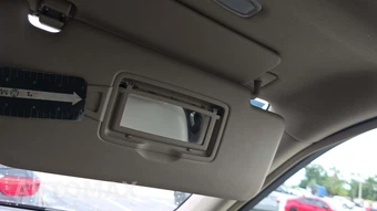 2014 Mercedes-Benz ML 350 – miniatura 28