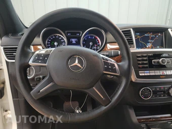 2014 Mercedes-Benz ML 550 – miniatura 10