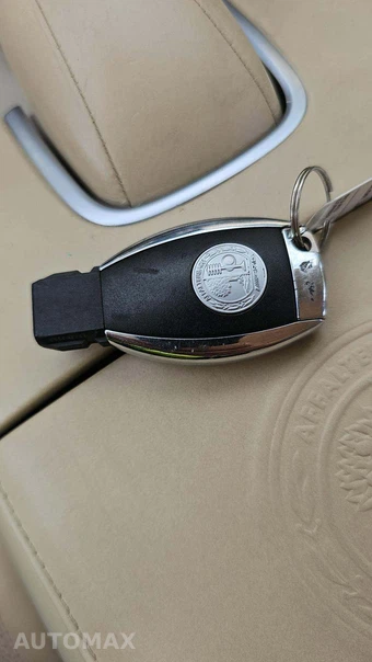 2014 Mercedes-Benz S 63 AMG 4MATIC – miniatura 17