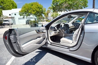2014 Mercedes-Benz SL 550 - miniatura 17