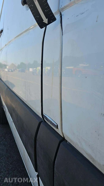 2014 Mercedes-Benz Sprinter 2500 Cargo Van Standard Roof 144.3" WB - miniatura 20