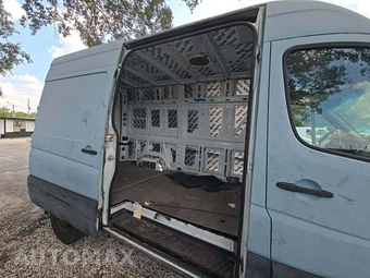 2014 Mercedes-Benz Sprinter 2500 Cargo Van Standard Roof 144.3" WB - miniatura 16