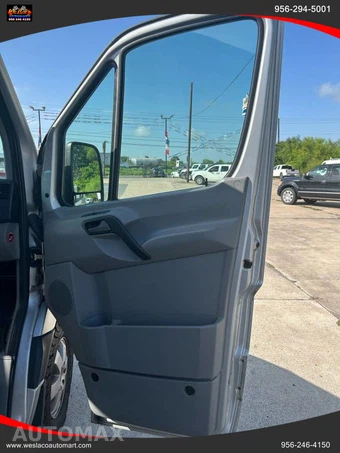 2014 Mercedes-Benz Sprinter 2500 Crew Van Standard Roof 144.3" WB – miniatura 14
