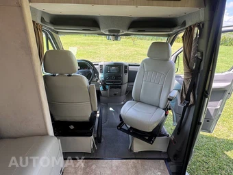 2014 Mercedes-Benz Sprinter 3500 Cab Chassis DRW - miniatura 29