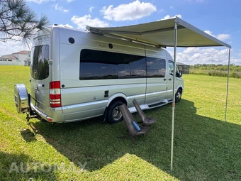 2014 Mercedes-Benz Sprinter 3500 Cab Chassis DRW - miniatura 6