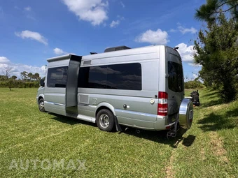 2014 Mercedes-Benz Sprinter 3500 Cab Chassis DRW - miniatura 9