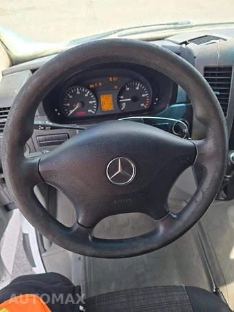 2014 Mercedes-Benz Sprinter 3500 Cargo Van DRW High Roof 170.3" WB - miniatura 10
