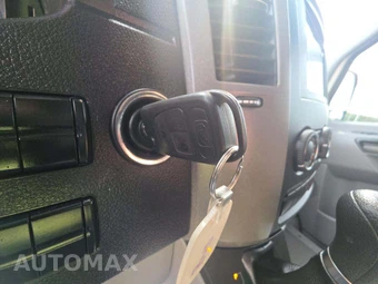 2014 Mercedes-Benz Sprinter 3500 Cargo Van DRW High Roof 170.3" WB - miniatura 5