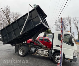 2014 Mitsubishi Fuso - miniatura 9