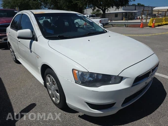 2014 Mitsubishi Lancer ES Sedan – miniatura 3