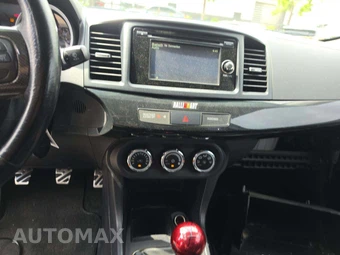 2014 Mitsubishi Lancer Evolution GSR - miniatura 7