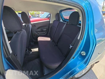2014 Mitsubishi Mirage ES - miniatura 13