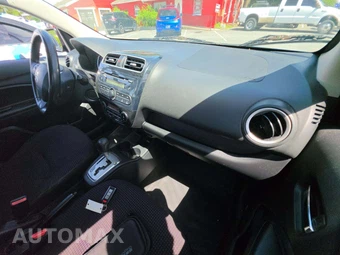 2014 Mitsubishi Mirage ES - miniatura 19