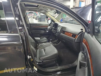 2014 Mitsubishi Outlander GT - miniatura 8