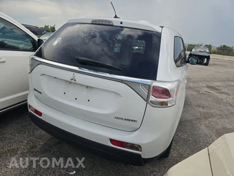 2014 Mitsubishi Outlander SE – miniatura 4