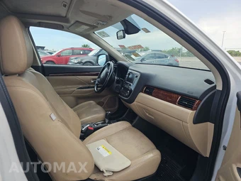2014 Mitsubishi Outlander SE – miniatura 8