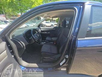 2014 Mitsubishi Outlander SE – miniatura 6
