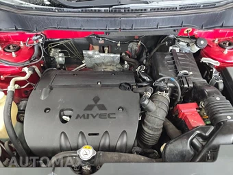 2014 Mitsubishi Outlander Sport ES – miniatura 15