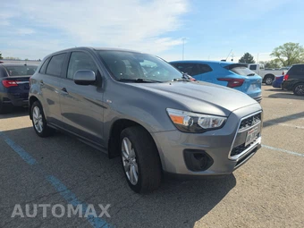 2014 Mitsubishi Outlander Sport ES – miniatura 3