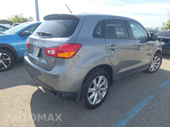 2014 Mitsubishi Outlander Sport ES – miniatura 4
