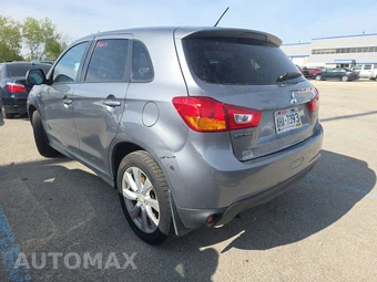 2014 Mitsubishi Outlander Sport ES – miniatura 6