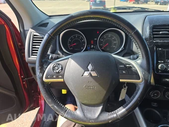 2014 Mitsubishi Outlander Sport ES – miniatura 10