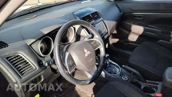2014 Mitsubishi Outlander Sport ES – miniatura 24